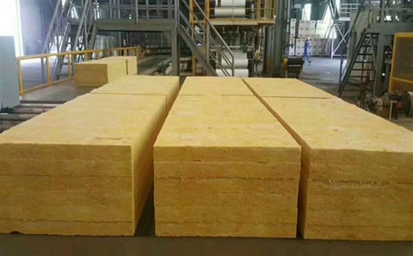 巖棉氈和巖棉板的優(yōu)勢(shì)